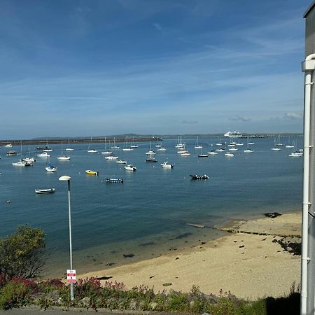 Marina Sea View Apt - Second Floor With Lift, Modern Holyhead Extérieur photo